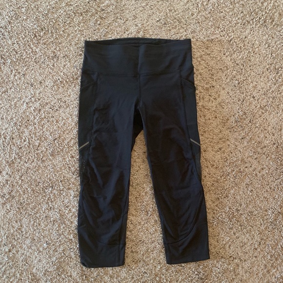 lululemon athletica Pants - Lululemon crop pant size 6